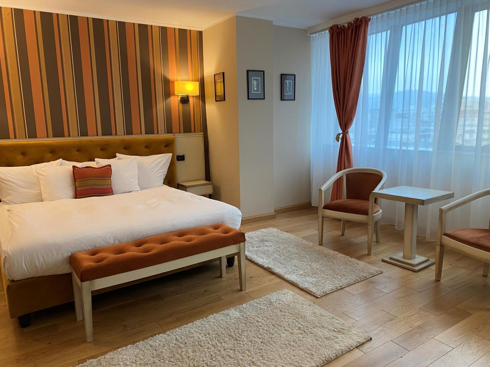 Hotel Paradis Kolozsvár Kültér fotó