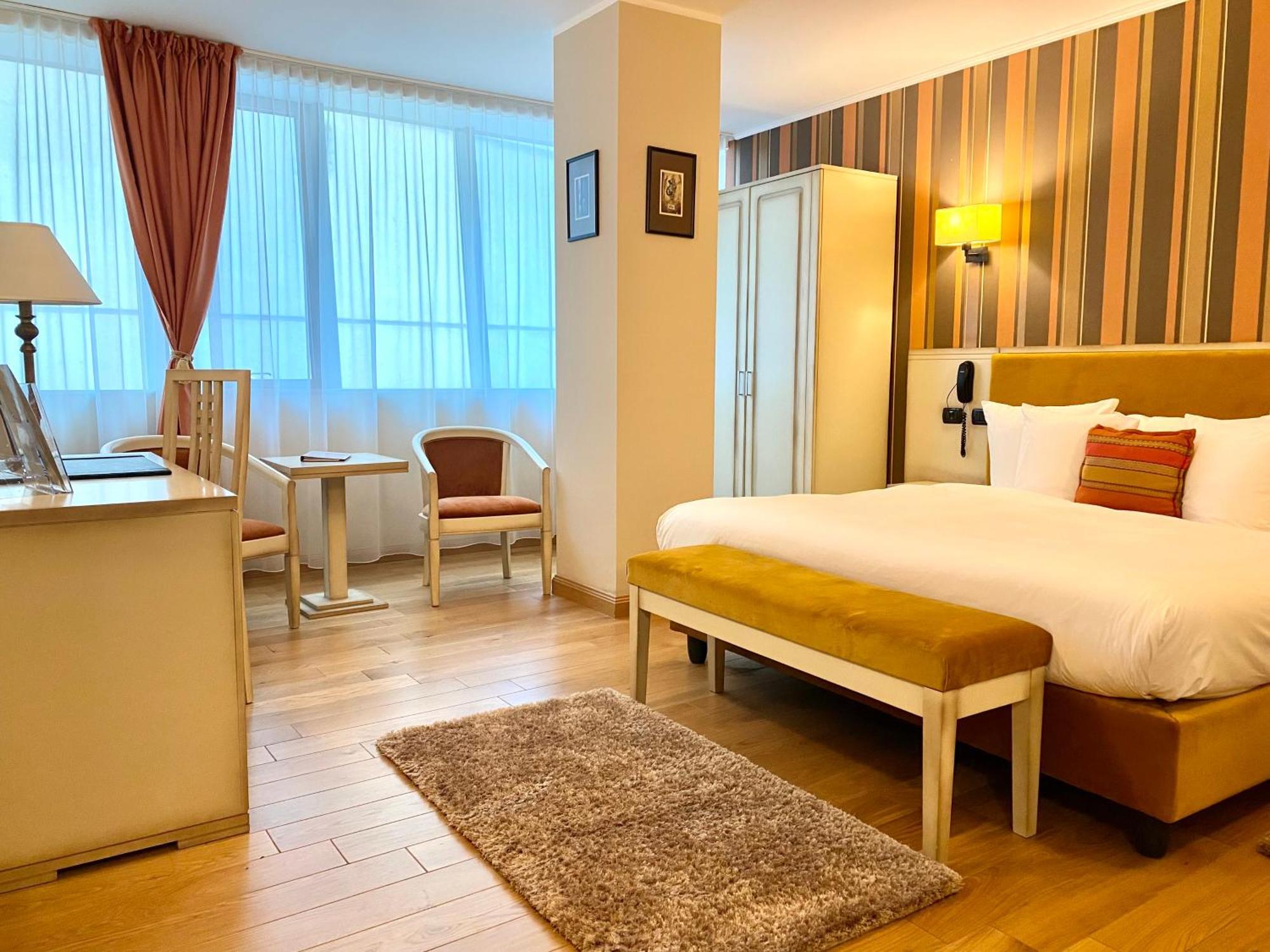 Hotel Paradis Kolozsvár Kültér fotó